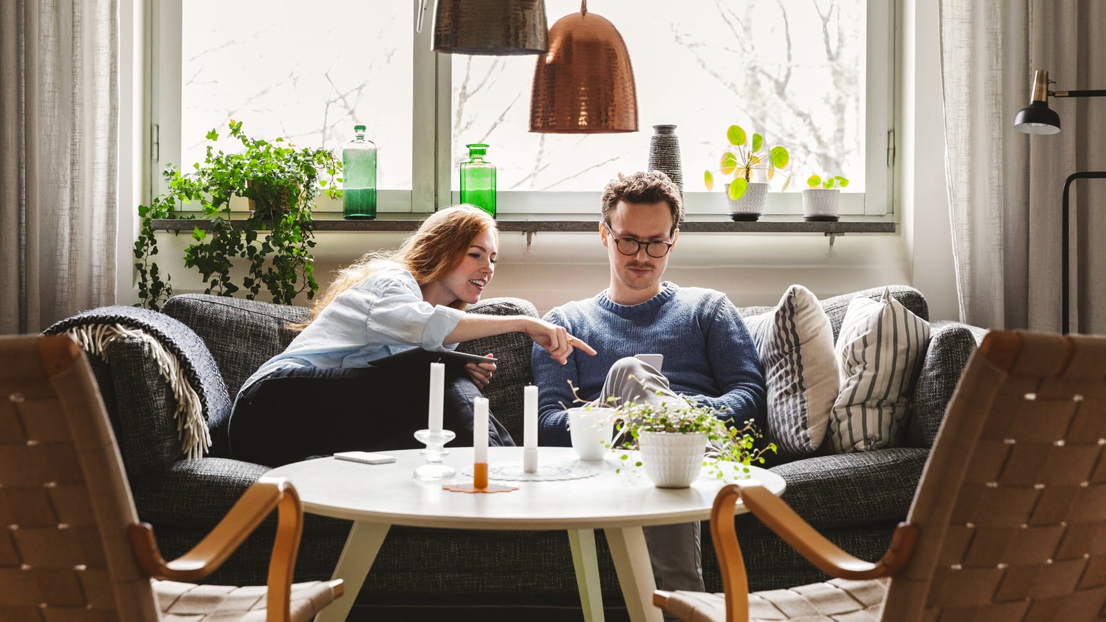 Rentetilpasning, par i sofa
